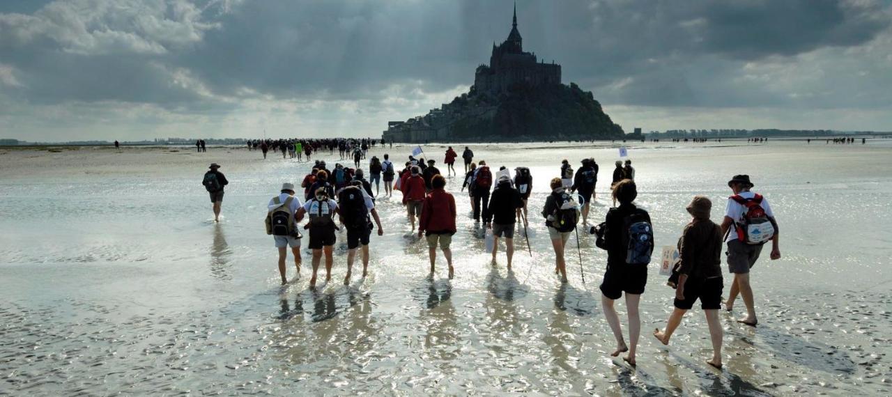 Chambres D'Hotes Avec Piscine Aux Agapanthes De Cromel - Mont Saint Michel Exterior photo
